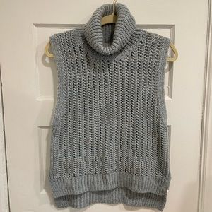 Sleeveless Banana Republic sweater - sea foam green/grey